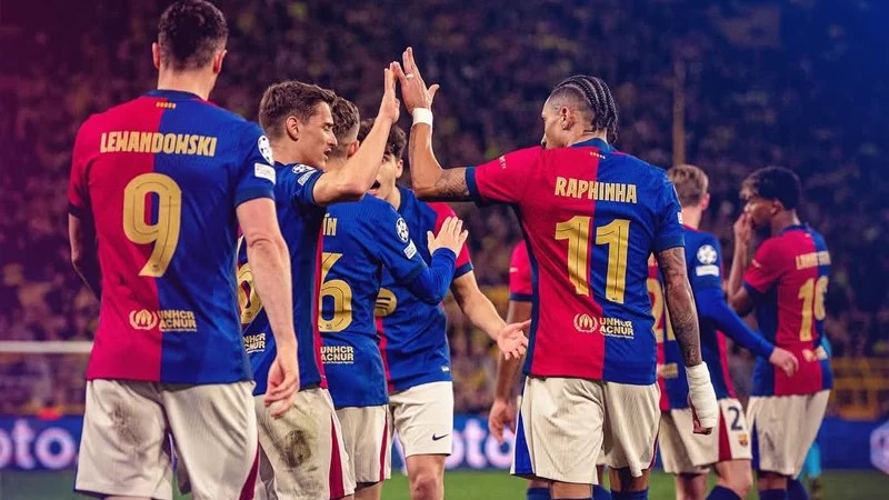 ডর্টমুন্ডের কাছে তিন গোল খেয়েও সেমিতে বার্সা